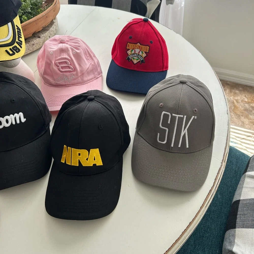 Lot bundle 6 men’s caps hats. Selling collection. 1 pink women's hat